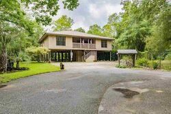 Pre-foreclosure in  Toda Ln Milton, FL 32570