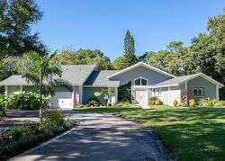 Pre-foreclosure in  Wild Horse Cir Sarasota, FL 34241