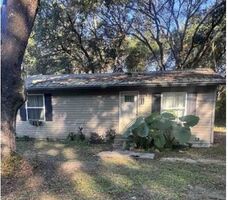 Pre-foreclosure in  Maltas Ave Interlachen, FL 32148