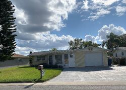 Pre-foreclosure in  Sunray Dr Holiday, FL 34691