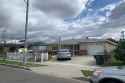 Pre-foreclosure in  CARFAX AVE Bellflower, CA 90706