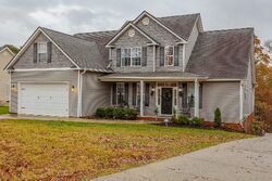 Pre-foreclosure in  Wildewood Trl Chickamauga, GA 30707