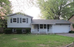 Pre-foreclosure in  GLENVIEW CIR Plainwell, MI 49080