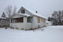 Pre-foreclosure in  S 1st Ave Maywood, IL 60153