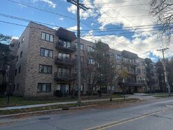 Pre-foreclosure in  NILES CENTER RD Skokie, IL 60077