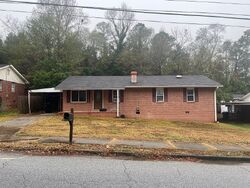Pre-foreclosure in  Amber Dr Columbus, GA 31907