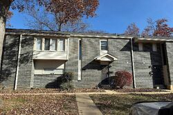 Pre-foreclosure in  Sparrowwood Ct Saint Louis, MO 63146