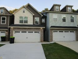 Pre-foreclosure in  Rock Rose Ln Fairburn, GA 30213