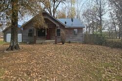 Pre-foreclosure in  Austin School Xing Atkins, AR 72823