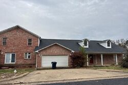 Pre-foreclosure in  Valley View Dr E Russellville, AR 72802