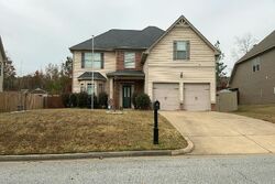  Springwood Dr, Phenix City AL