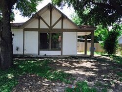  Swann Ln, San Antonio TX