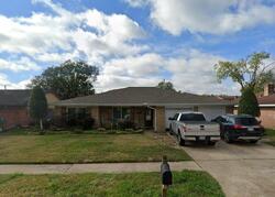 Pre-foreclosure in  Lufkin Ln Deer Park, TX 77536