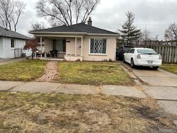 Pre-foreclosure in  N Beech Daly Rd Dearborn Heights, MI 48127