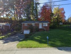  Newport Dr, Greensburg PA