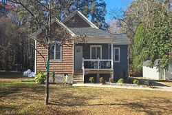Pre-foreclosure in  Lewis Rd Petersburg, VA 23803