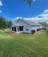 Pre-foreclosure in  Lake Villa Dr Tavares, FL 32778