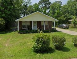 Pre-foreclosure in  VICTORIA DR Gautier, MS 39553
