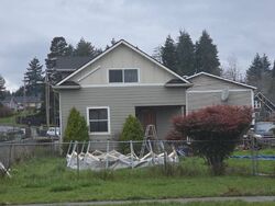 Pre-foreclosure in  Sw Main St Willamina, OR 97396