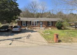 Pre-foreclosure in  Kingview Dr Nashville, TN 37218