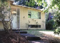 Pre-foreclosure in  30th Ave Sw Federal Way, WA 98023