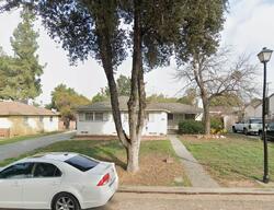  Roslyn St, Riverside CA
