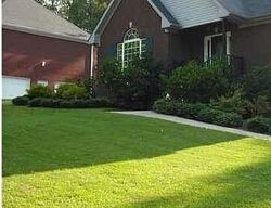 Pre-foreclosure in  Lisa Dr Mc Calla, AL 35111