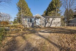 Pre-foreclosure in  PECK RD Greenville, MI 48838