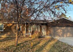 Pre-foreclosure in  W Sunny Hill Blvd Saint Peters, MO 63376