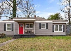 Pre-foreclosure in  Ralston Rd Mobile, AL 36606