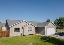 Pre-foreclosure in  Clinton Ln Belgrade, MT 59714