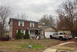 Pre-foreclosure in  Ocean Side Dr Florissant, MO 63034