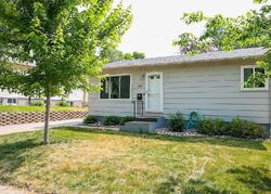Pre-foreclosure in  S Lake Ave Sioux Falls, SD 57104