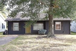  2nd St, Port Neches TX