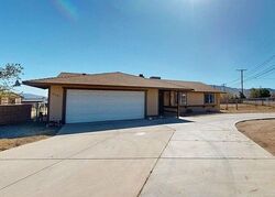 Pre-foreclosure in  Choiceana Ave Hesperia, CA 92345