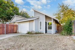 Pre-foreclosure in  Hometown Way Sacramento, CA 95828