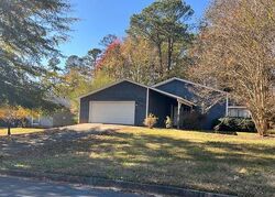 Pre-foreclosure in  WINEWOOD WAY Riverdale, GA 30274