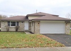 Pre-foreclosure in  HARDING AVE Flossmoor, IL 60422