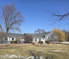 Pre-foreclosure in  E Marmion Pl Crete, IL 60417