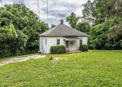 Pre-foreclosure in  S Aurora St Collinsville, IL 62234