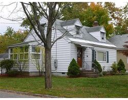 Pre-foreclosure in  Merrimac Ave Springfield, MA 01104