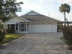 Pre-foreclosure in  QUAIL RUN Labelle, FL 33935