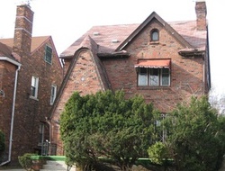 Pre-foreclosure in  PENNINGTON DR Detroit, MI 48221
