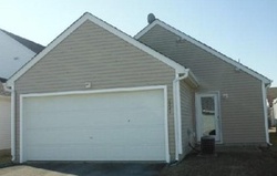 Pre-foreclosure Listing in GLASGOW LN MARION, OH 43302