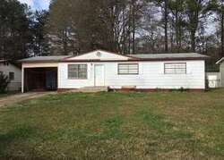 Pre-foreclosure in  PONTIAC CIR Austell, GA 30168