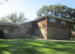 Pre-foreclosure in  S OAK LN Crete, IL 60417