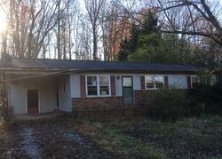 Pre-foreclosure in  CRESTRIDGE RD Statesville, NC 28677