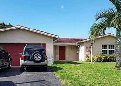 Pre-foreclosure in  NW 39TH CT Pompano Beach, FL 33065