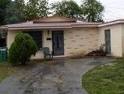 Pre-foreclosure in  NW 170TH TER Miami, FL 33169