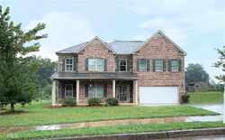 Pre-foreclosure in  DAMSON TRL Hampton, GA 30228